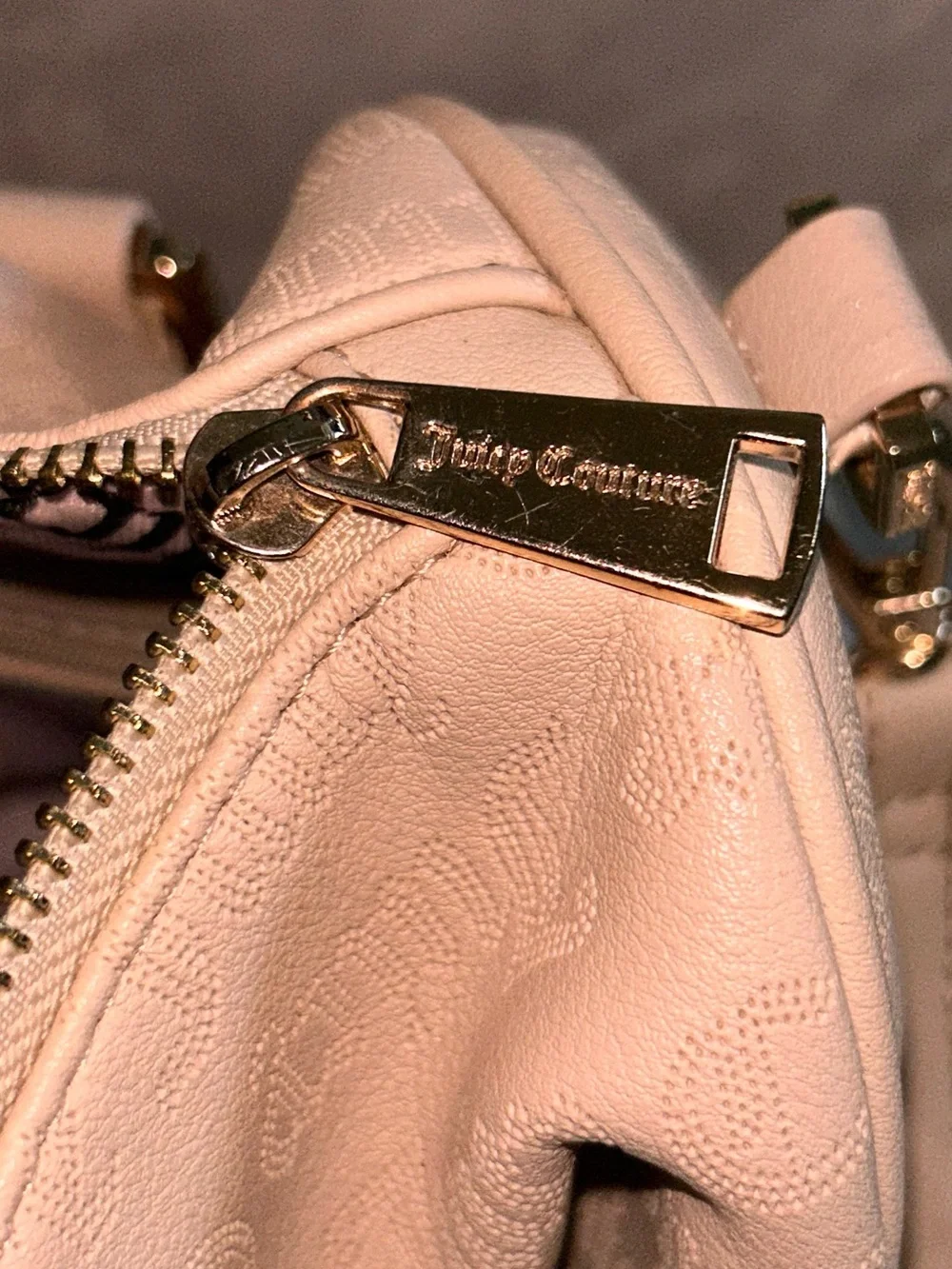 Juicy Couture Cream Blush Logo Satchel with Gold Charm Chain